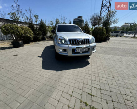 Серый Тойота Ленд Крузер Прадо, объемом двигателя 2.7 л и пробегом 195 тыс. км за 12800 $, фото 3 на Automoto.ua