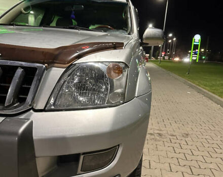 Сірий Тойота Ленд Крузер Прадо, об'ємом двигуна 2.69 л та пробігом 220 тис. км за 9499 $, фото 2 на Automoto.ua