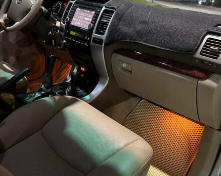 Сірий Тойота Ленд Крузер Прадо, об'ємом двигуна 2.69 л та пробігом 220 тис. км за 9499 $, фото 23 на Automoto.ua