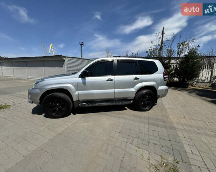 Серый Тойота Ленд Крузер Прадо, объемом двигателя 2.7 л и пробегом 195 тыс. км за 12800 $, фото 12 на Automoto.ua