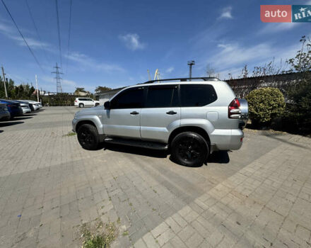 Серый Тойота Ленд Крузер Прадо, объемом двигателя 2.7 л и пробегом 195 тыс. км за 12800 $, фото 13 на Automoto.ua
