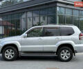 Сірий Тойота Ленд Крузер Прадо, об'ємом двигуна 4 л та пробігом 344 тис. км за 12000 $, фото 17 на Automoto.ua