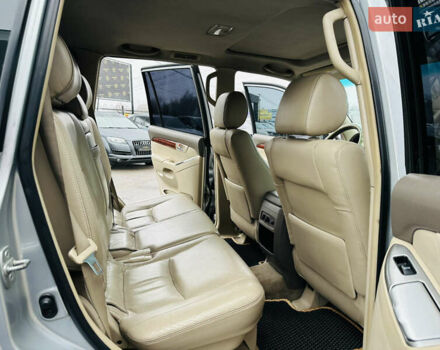 Сірий Тойота Ленд Крузер Прадо, об'ємом двигуна 4 л та пробігом 284 тис. км за 12500 $, фото 17 на Automoto.ua