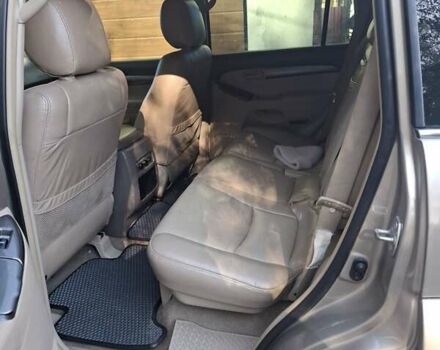 Серый Тойота Ленд Крузер Прадо, объемом двигателя 2.69 л и пробегом 220 тыс. км за 9500 $, фото 15 на Automoto.ua