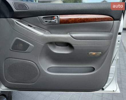 Сірий Тойота Ленд Крузер Прадо, об'ємом двигуна 4 л та пробігом 344 тис. км за 12000 $, фото 45 на Automoto.ua