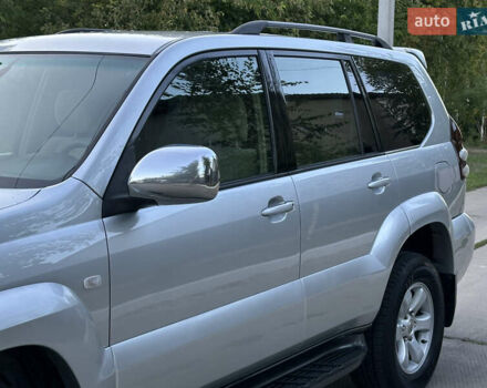 Серый Тойота Ленд Крузер Прадо, объемом двигателя 2.69 л и пробегом 241 тыс. км за 10700 $, фото 22 на Automoto.ua