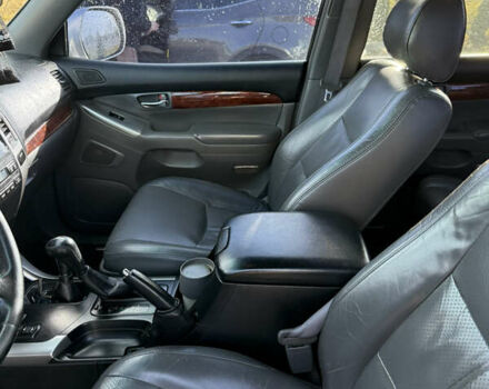 Сірий Тойота Ленд Крузер Прадо, об'ємом двигуна 3.96 л та пробігом 310 тис. км за 12500 $, фото 7 на Automoto.ua