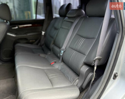 Сірий Тойота Ленд Крузер Прадо, об'ємом двигуна 4 л та пробігом 344 тис. км за 12000 $, фото 38 на Automoto.ua