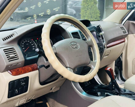 Сірий Тойота Ленд Крузер Прадо, об'ємом двигуна 4 л та пробігом 284 тис. км за 12500 $, фото 13 на Automoto.ua