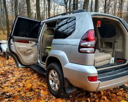 Серый Тойота Ленд Крузер Прадо, объемом двигателя 2.7 л и пробегом 300 тыс. км за 8500 $, фото 2 на Automoto.ua