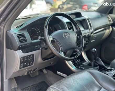 Серый Тойота Ленд Крузер Прадо, объемом двигателя 3 л и пробегом 154 тыс. км за 13800 $, фото 8 на Automoto.ua