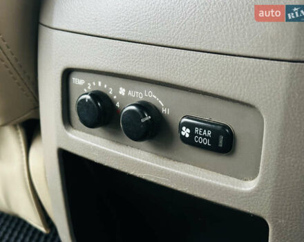 Сірий Тойота Ленд Крузер Прадо, об'ємом двигуна 4 л та пробігом 284 тис. км за 12500 $, фото 21 на Automoto.ua