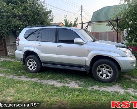 Сірий Тойота Ленд Крузер Прадо, об'ємом двигуна 4 л та пробігом 330 тис. км за 12700 $, фото 1 на Automoto.ua