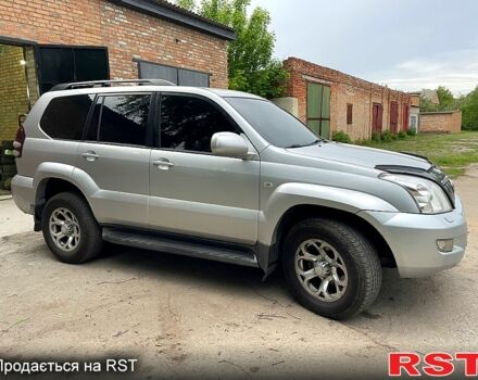 Сірий Тойота Ленд Крузер Прадо, об'ємом двигуна 4 л та пробігом 330 тис. км за 12700 $, фото 7 на Automoto.ua