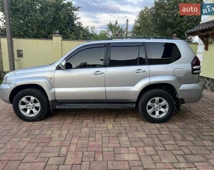 Серый Тойота Ленд Крузер Прадо, объемом двигателя 2.7 л и пробегом 275 тыс. км за 11999 $, фото 2 на Automoto.ua