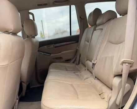 Серый Тойота Ленд Крузер Прадо, объемом двигателя 2.69 л и пробегом 330 тыс. км за 9500 $, фото 20 на Automoto.ua