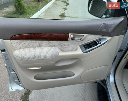 Серый Тойота Ленд Крузер Прадо, объемом двигателя 2.69 л и пробегом 241 тыс. км за 10700 $, фото 44 на Automoto.ua