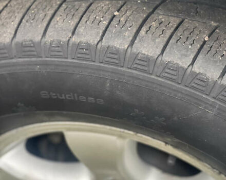 Серый Тойота Ленд Крузер Прадо, объемом двигателя 2.7 л и пробегом 297 тыс. км за 8900 $, фото 1 на Automoto.ua