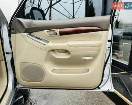 Сірий Тойота Ленд Крузер Прадо, об'ємом двигуна 4 л та пробігом 284 тис. км за 12500 $, фото 25 на Automoto.ua