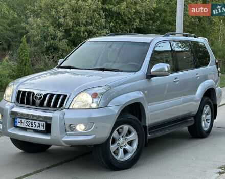 Серый Тойота Ленд Крузер Прадо, объемом двигателя 2.69 л и пробегом 241 тыс. км за 10700 $, фото 1 на Automoto.ua