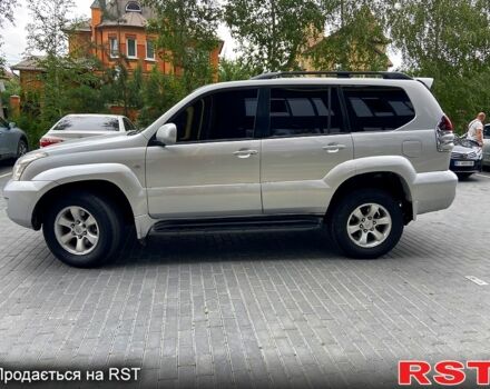 Серый Тойота Ленд Крузер Прадо, объемом двигателя 2.7 л и пробегом 348 тыс. км за 11450 $, фото 1 на Automoto.ua