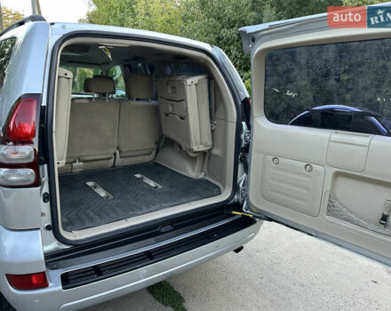 Серый Тойота Ленд Крузер Прадо, объемом двигателя 2.69 л и пробегом 241 тыс. км за 10700 $, фото 60 на Automoto.ua