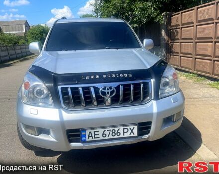 Сірий Тойота Ленд Крузер Прадо, об'ємом двигуна 4 л та пробігом 330 тис. км за 12700 $, фото 2 на Automoto.ua