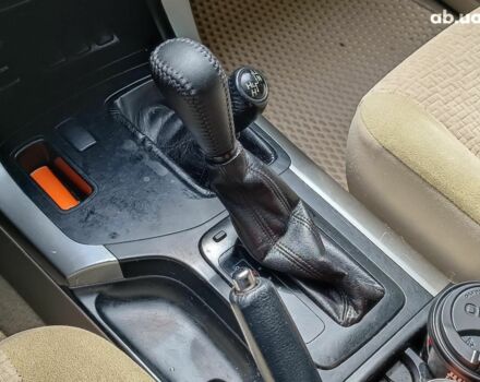 Серый Тойота Ленд Крузер Прадо, объемом двигателя 2.7 л и пробегом 341 тыс. км за 14490 $, фото 24 на Automoto.ua