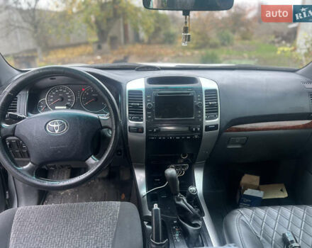 Серый Тойота Ленд Крузер Прадо, объемом двигателя 2.7 л и пробегом 297 тыс. км за 8900 $, фото 6 на Automoto.ua