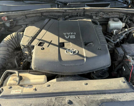 Сірий Тойота Ленд Крузер Прадо, об'ємом двигуна 3.96 л та пробігом 310 тис. км за 12500 $, фото 12 на Automoto.ua