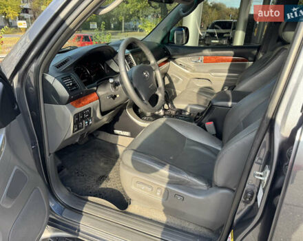 Сірий Тойота Ленд Крузер Прадо, об'ємом двигуна 3.96 л та пробігом 250 тис. км за 14300 $, фото 9 на Automoto.ua