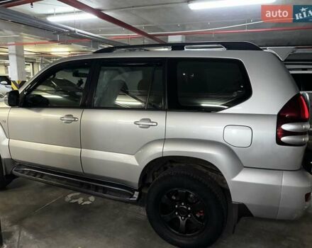 Серый Тойота Ленд Крузер Прадо, объемом двигателя 3.96 л и пробегом 250 тыс. км за 14000 $, фото 7 на Automoto.ua