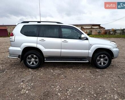 Сірий Тойота Ленд Крузер Прадо, об'ємом двигуна 2.7 л та пробігом 300 тис. км за 10000 $, фото 7 на Automoto.ua