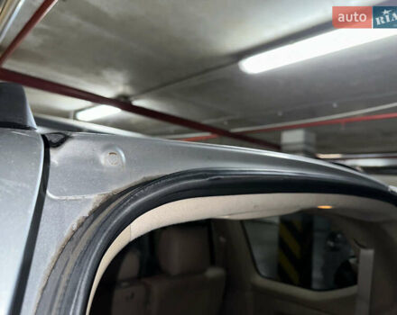 Серый Тойота Ленд Крузер Прадо, объемом двигателя 3.96 л и пробегом 250 тыс. км за 14000 $, фото 57 на Automoto.ua