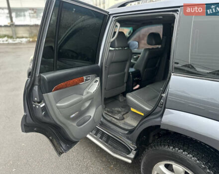 Серый Тойота Ленд Крузер Прадо, объемом двигателя 2.98 л и пробегом 524 тыс. км за 16000 $, фото 11 на Automoto.ua