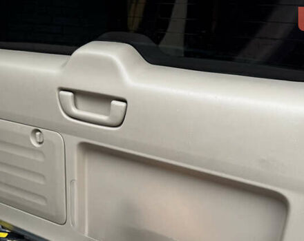 Сірий Тойота Ленд Крузер Прадо, об'ємом двигуна 3.96 л та пробігом 335 тис. км за 14200 $, фото 20 на Automoto.ua