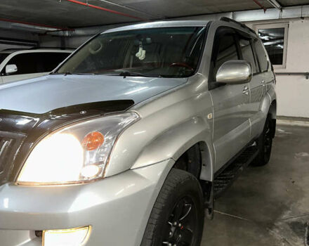 Серый Тойота Ленд Крузер Прадо, объемом двигателя 3.96 л и пробегом 250 тыс. км за 14000 $, фото 9 на Automoto.ua