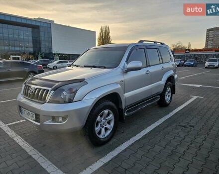 Серый Тойота Ленд Крузер Прадо, объемом двигателя 3 л и пробегом 286 тыс. км за 16000 $, фото 2 на Automoto.ua