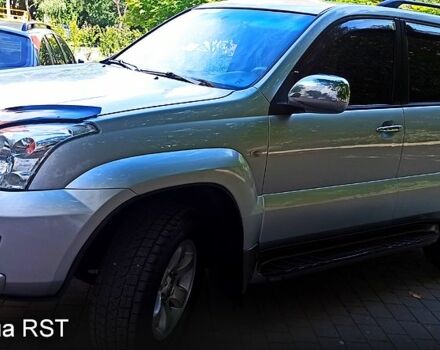 Серый Тойота Ленд Крузер Прадо, объемом двигателя 2.7 л и пробегом 305 тыс. км за 12500 $, фото 5 на Automoto.ua