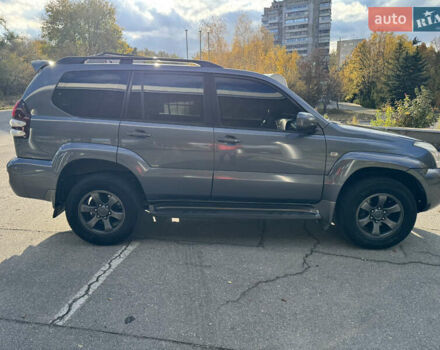 Сірий Тойота Ленд Крузер Прадо, об'ємом двигуна 3.96 л та пробігом 250 тис. км за 14300 $, фото 4 на Automoto.ua
