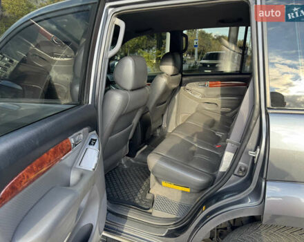 Сірий Тойота Ленд Крузер Прадо, об'ємом двигуна 3.96 л та пробігом 250 тис. км за 14300 $, фото 10 на Automoto.ua