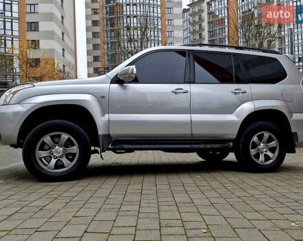 Серый Тойота Ленд Крузер Прадо, объемом двигателя 2.69 л и пробегом 327 тыс. км за 12950 $, фото 15 на Automoto.ua