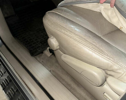 Серый Тойота Ленд Крузер Прадо, объемом двигателя 3.96 л и пробегом 250 тыс. км за 14000 $, фото 17 на Automoto.ua