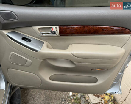 Сірий Тойота Ленд Крузер Прадо, об'ємом двигуна 3.96 л та пробігом 335 тис. км за 14200 $, фото 17 на Automoto.ua