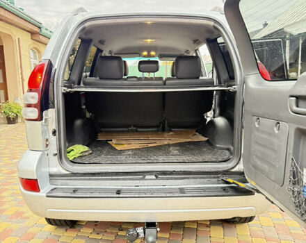 Сірий Тойота Ленд Крузер Прадо, об'ємом двигуна 2.98 л та пробігом 312 тис. км за 19700 $, фото 4 на Automoto.ua