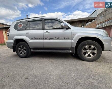 Серый Тойота Ленд Крузер Прадо, объемом двигателя 2.7 л и пробегом 230 тыс. км за 12500 $, фото 7 на Automoto.ua