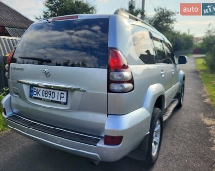 Сірий Тойота Ленд Крузер Прадо, об'ємом двигуна 4 л та пробігом 368 тис. км за 14999 $, фото 2 на Automoto.ua