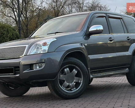 Серый Тойота Ленд Крузер Прадо, объемом двигателя 4 л и пробегом 393 тыс. км за 13999 $, фото 1 на Automoto.ua