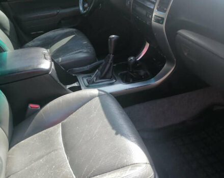 Серый Тойота Ленд Крузер Прадо, объемом двигателя 4 л и пробегом 283 тыс. км за 11500 $, фото 13 на Automoto.ua