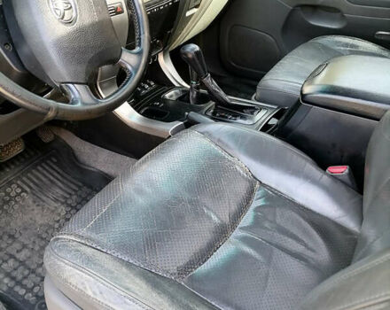 Серый Тойота Ленд Крузер Прадо, объемом двигателя 4 л и пробегом 283 тыс. км за 11500 $, фото 27 на Automoto.ua